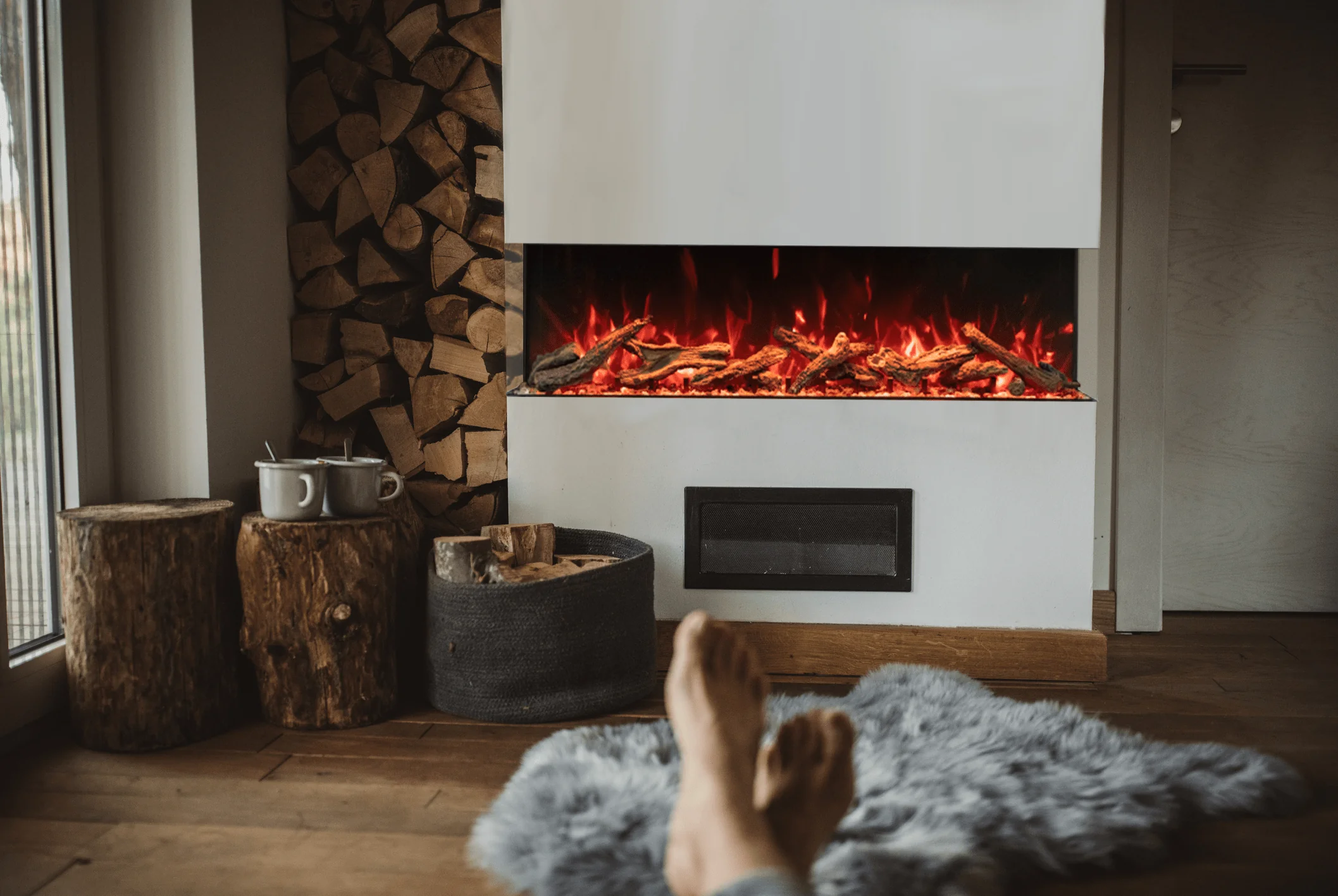 Amantii TruView Bespoke 45 Indoor / Outdoor Electric Fireplace - Image 14
