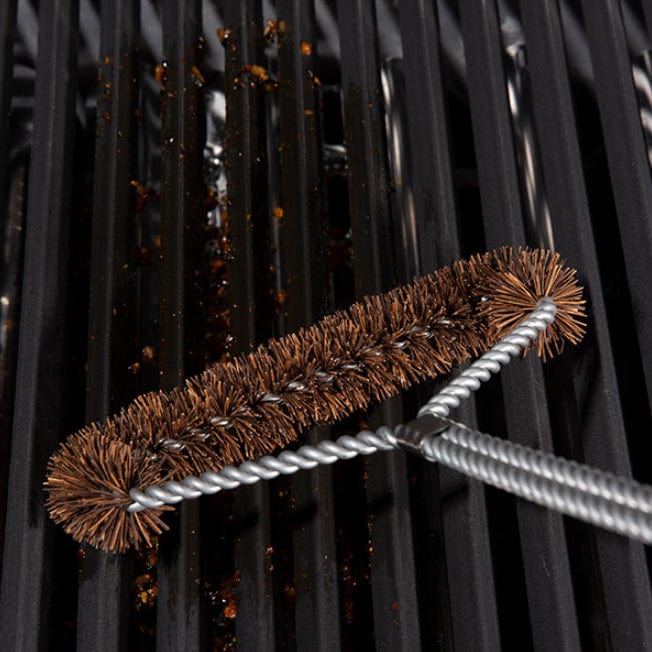 Broil King Tri-Head Grill Brush (Twisted Palmyra) - 65648 - Image 5
