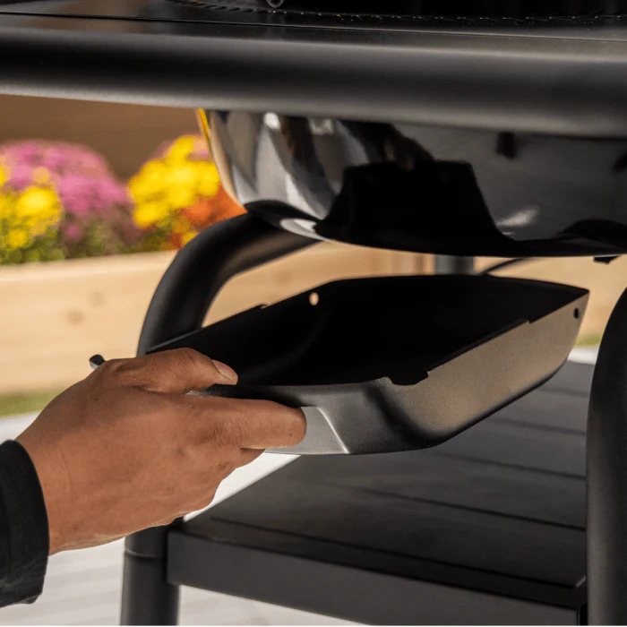 Char Broil Bistro Pro Electric Grill + Charcoal Mode Blackout - Image 6