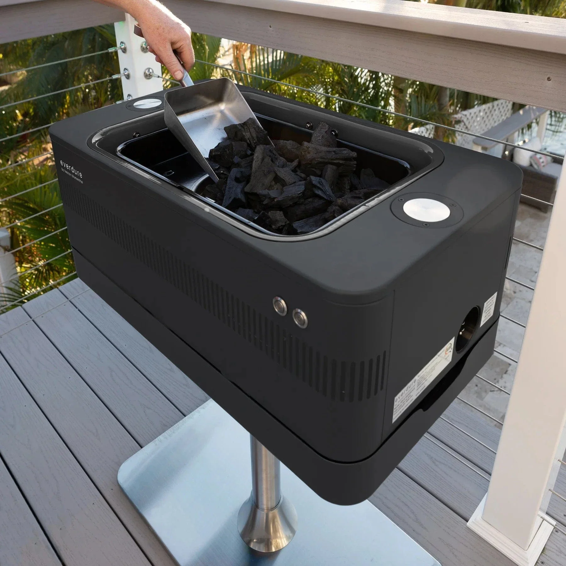 Everdure FUSION Charcoal Grill - Image 7