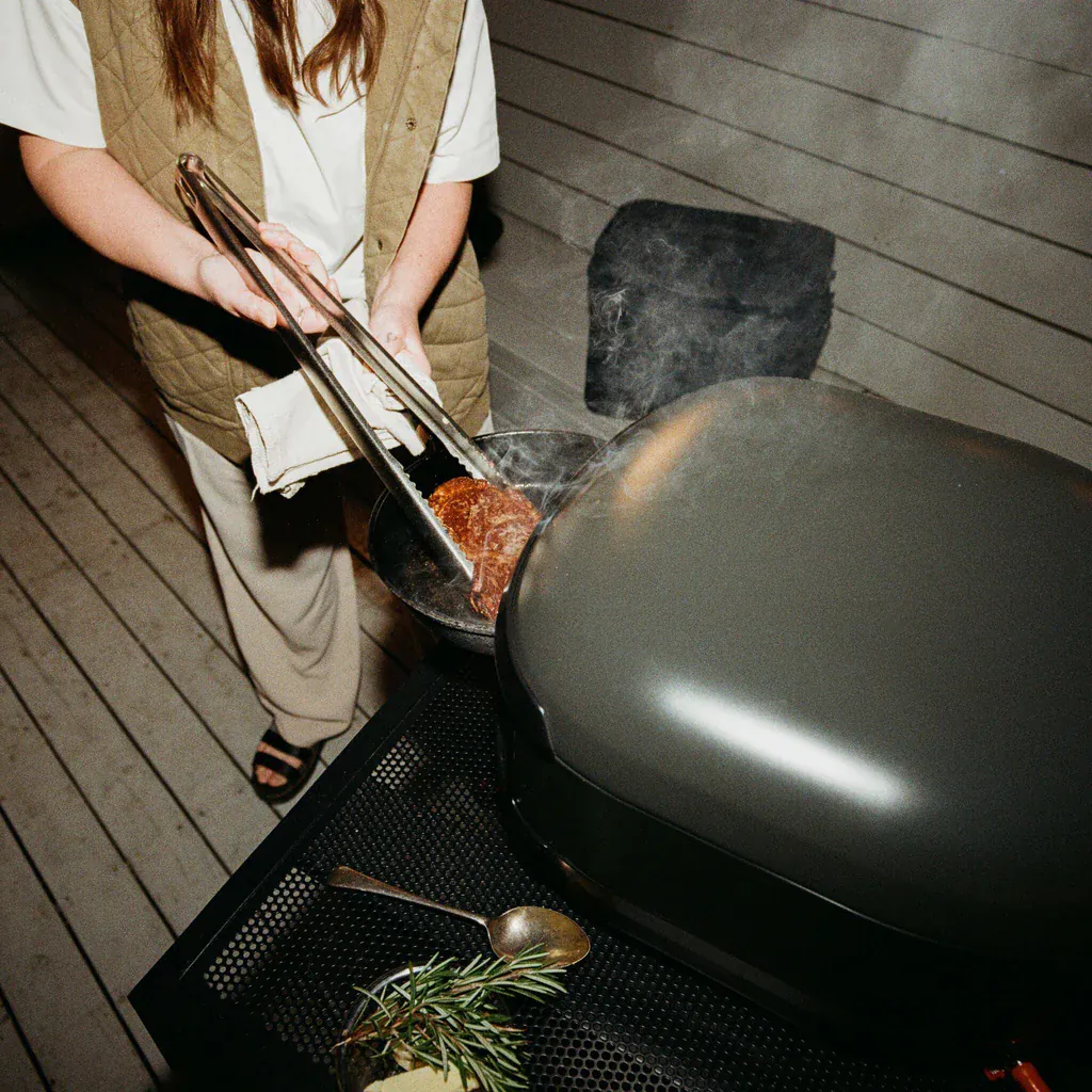 Gozney Live-Fire Charcoal Tongs - AM2130 - Image 8