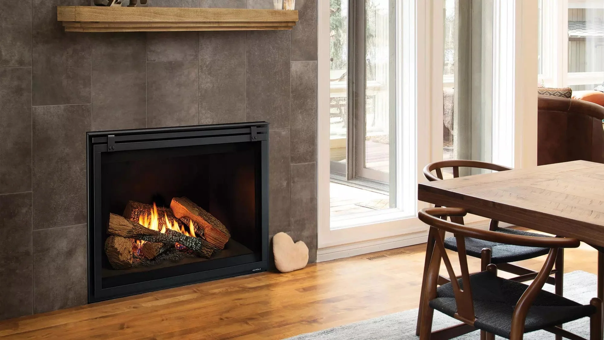 Heat & Glo 8KL 42" Gas Fireplace (Serene Jute Refractory) - Image 8