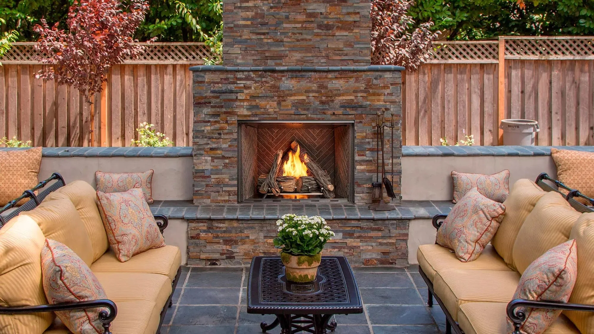 Majestic Courtyard 42 Outdoor Gas Fireplace (No Refractory) - Image 2
