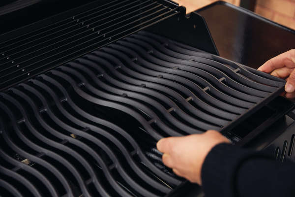Napoleon Freestyle 425 Gas Grill - F425 - Image 8