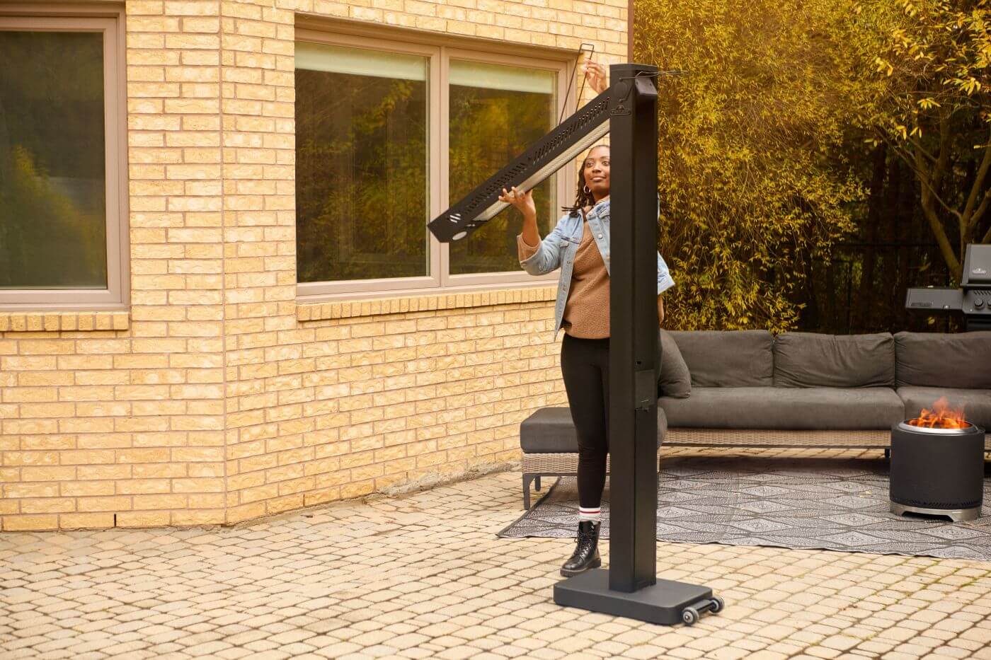 Napoleon Phantom Freestand Electric Outdoor Heater - Image 14