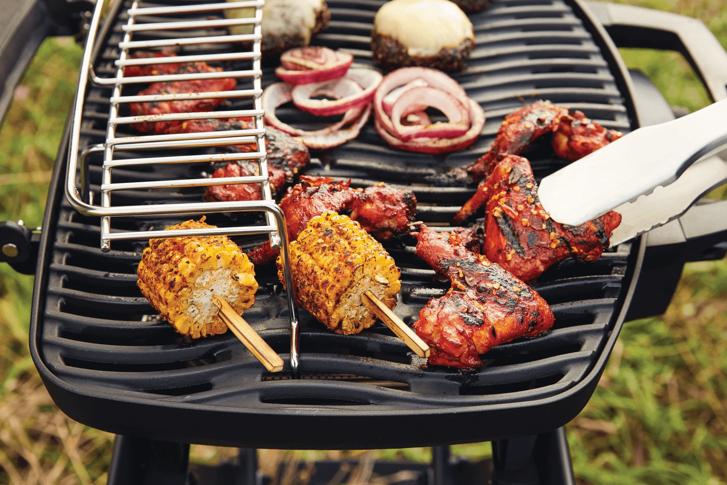 Napoleon PHANTOM TravelQ PRO 285 Portable Gas Grill + Scissor Cart (Propane) - PRO285X-MK-PHM - Image 14