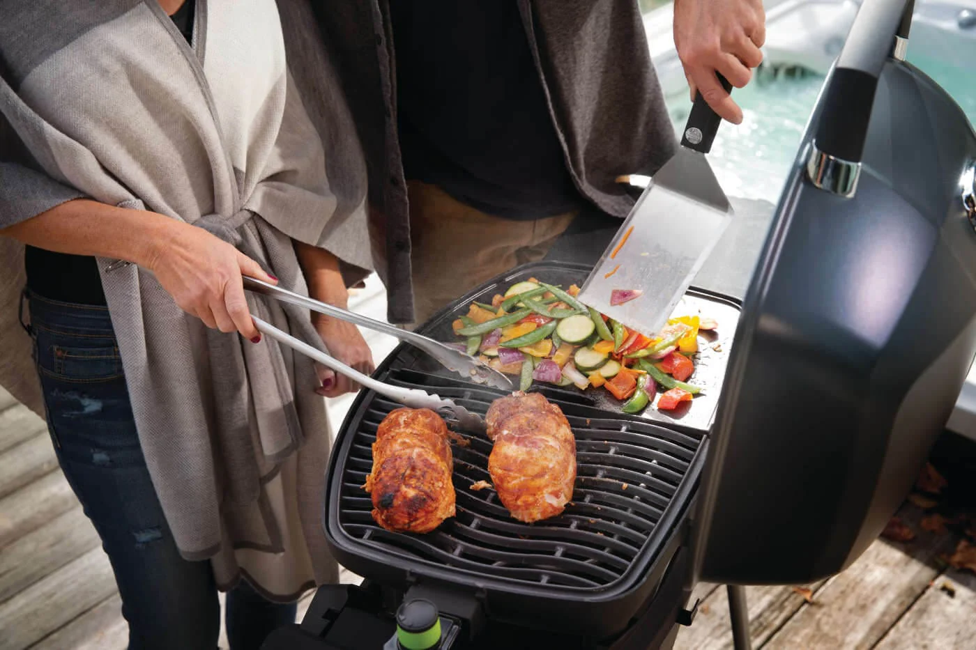 Napoleon TravelQ PRO285E Portable Electric Grill - Image 10