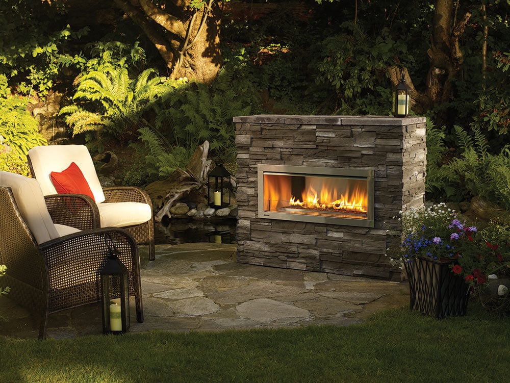 Regency Horizon HZO42 Outdoor Gas Fireplace - Image 3