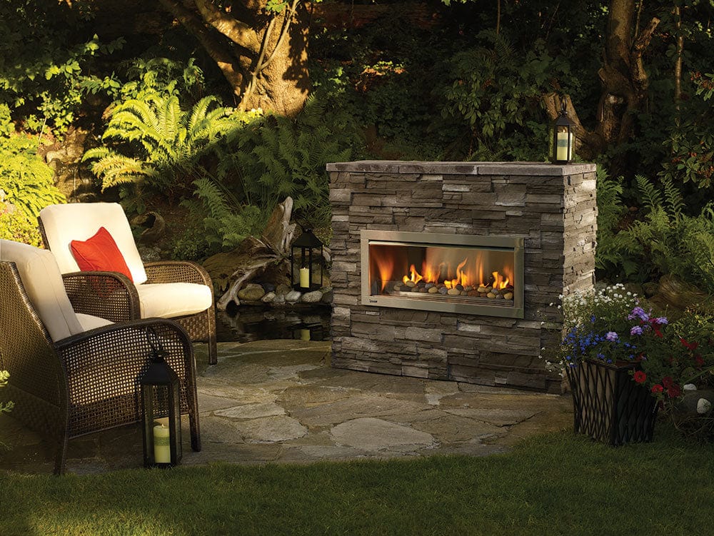 Regency Horizon HZO42 Outdoor Gas Fireplace - Image 4