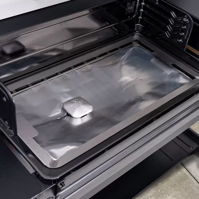 Trager Drip Tray Liner (Size E - 8 Pack) - BAC607 - Image 5