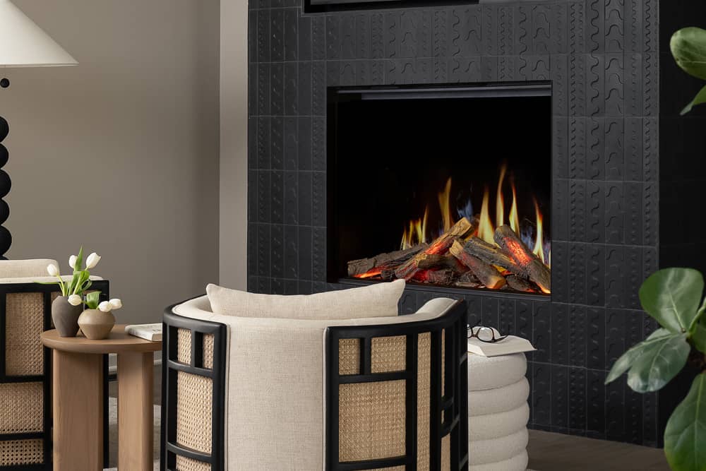Valor HE6 LCD Electric Fireplace - Image 3