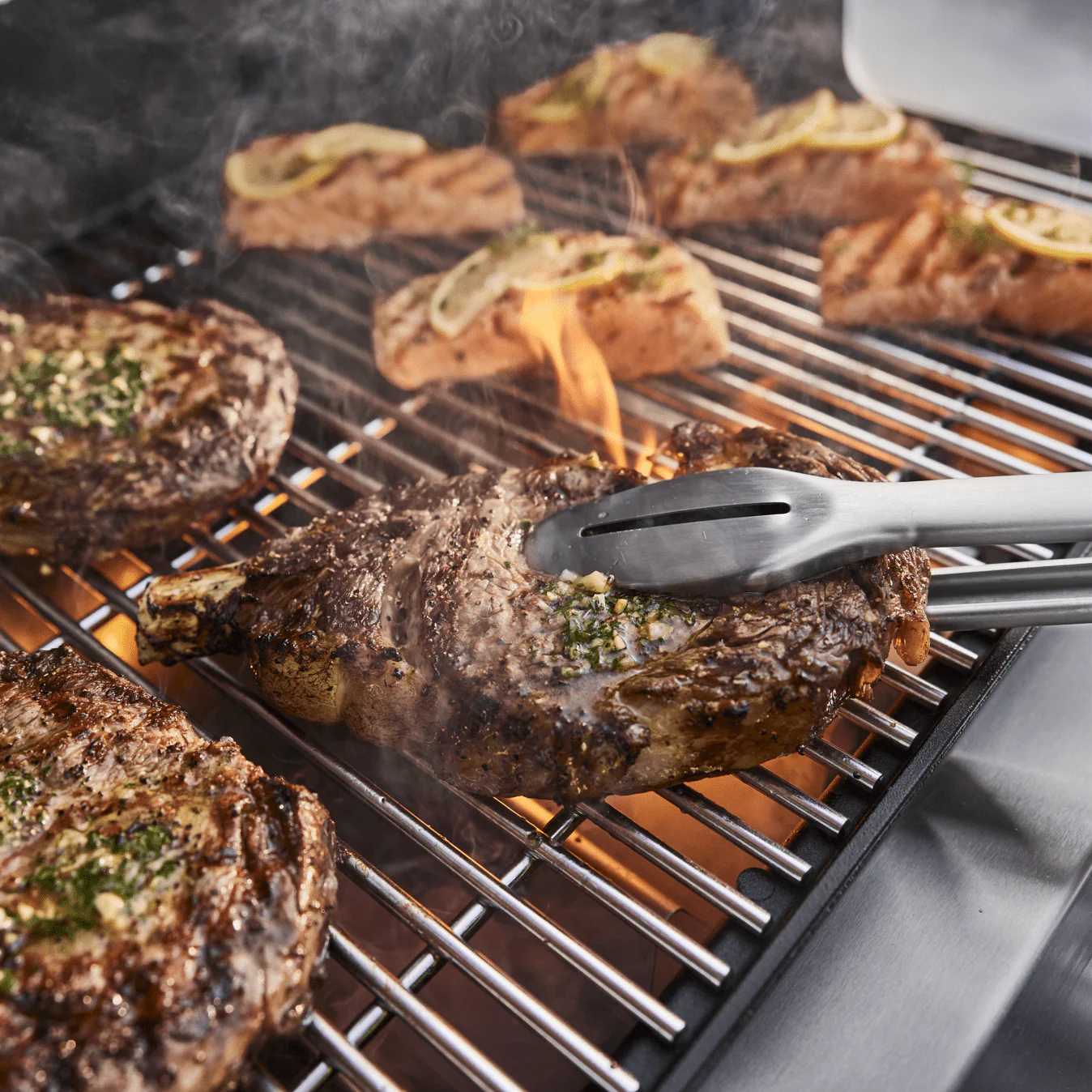 Weber Genesis S-335C Gas Grill (Stainless Steel) - Image 7