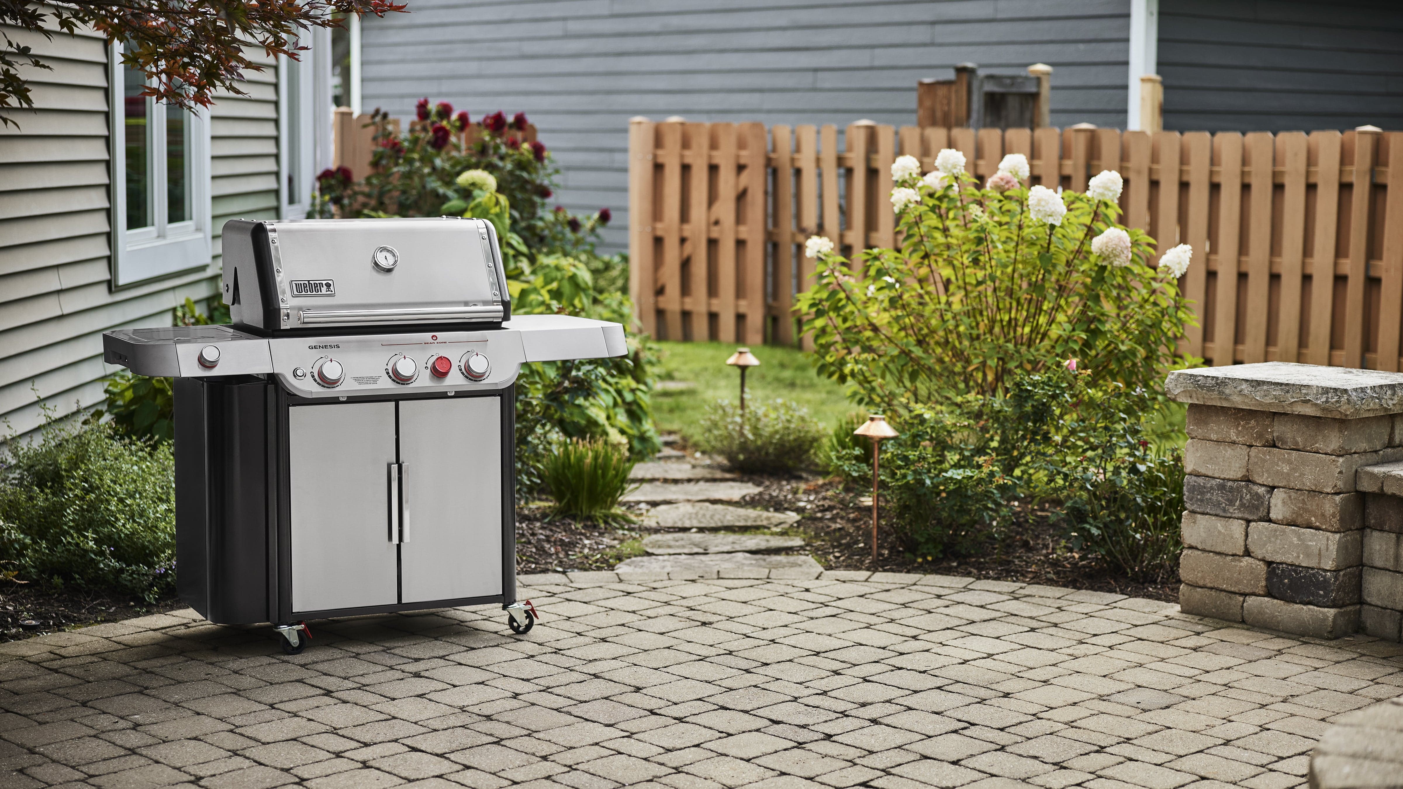 Weber Genesis SP-S-335 Gas Grill (Stainless Steel) - Image 4