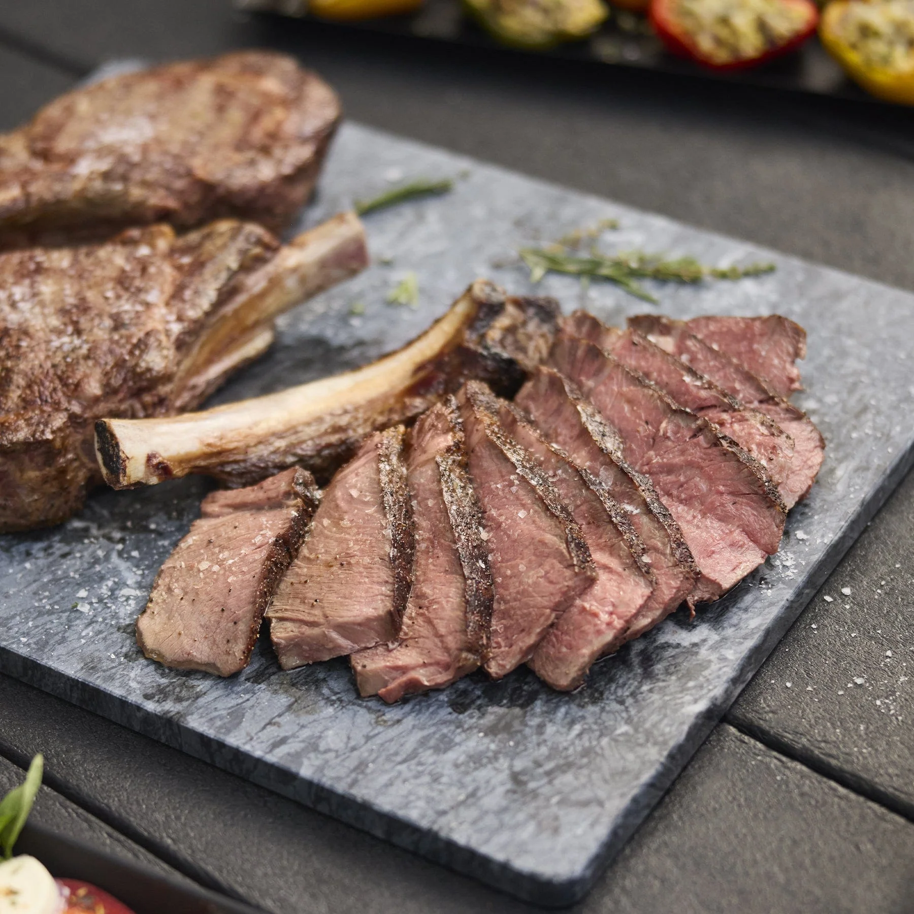 Weber Spirit E-435 Gas Grill - Image 9