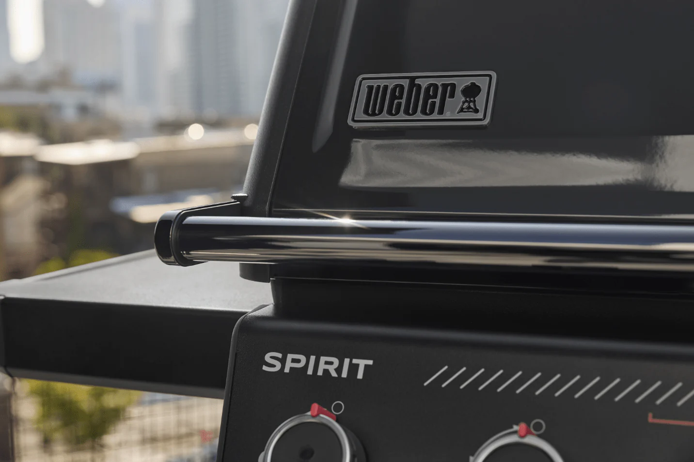 Weber Spirit Stealth EP-425 Gas Grill - Image 10