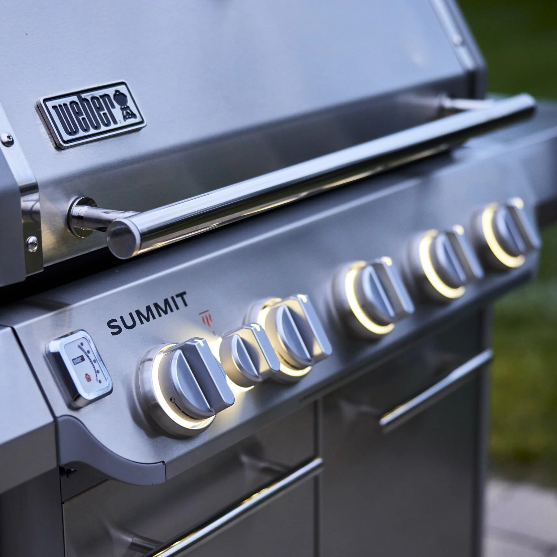 Weber Summit FS38 S Gas Grill (Stainless Steel) - Image 6