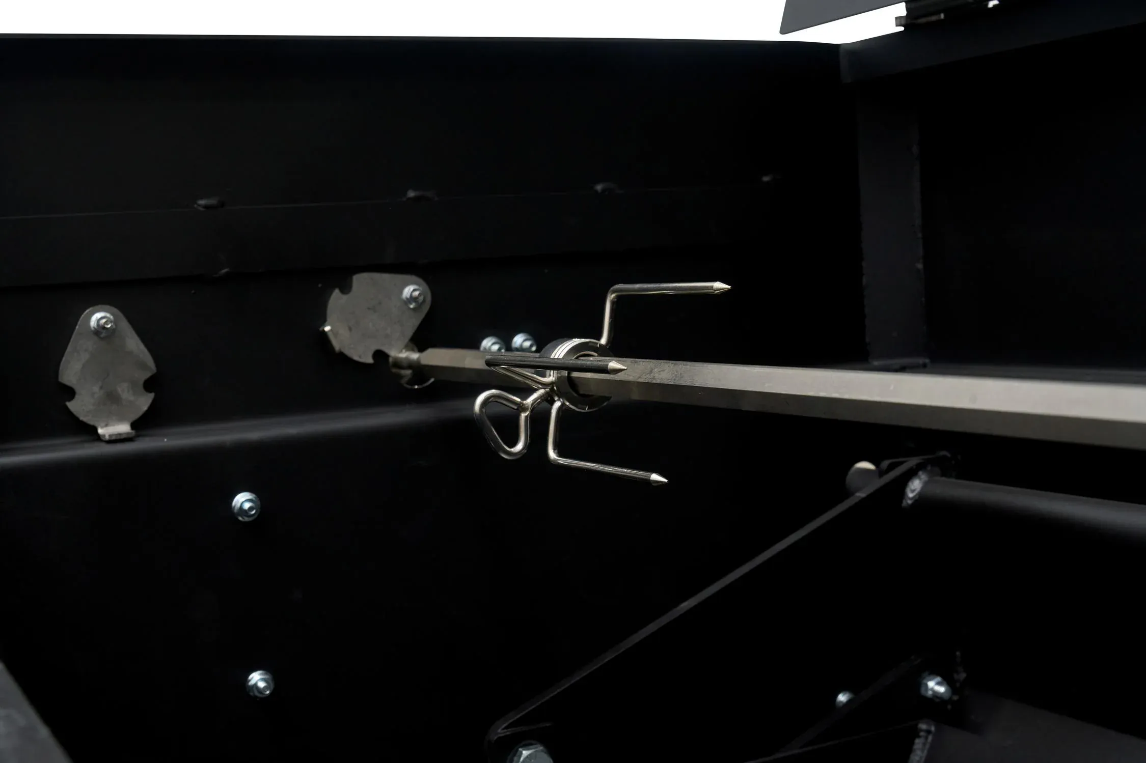 Yoder Universal Rotisserie Kit (Flat Top Charcoal / Grills up to 56") - A411680 - Image 5